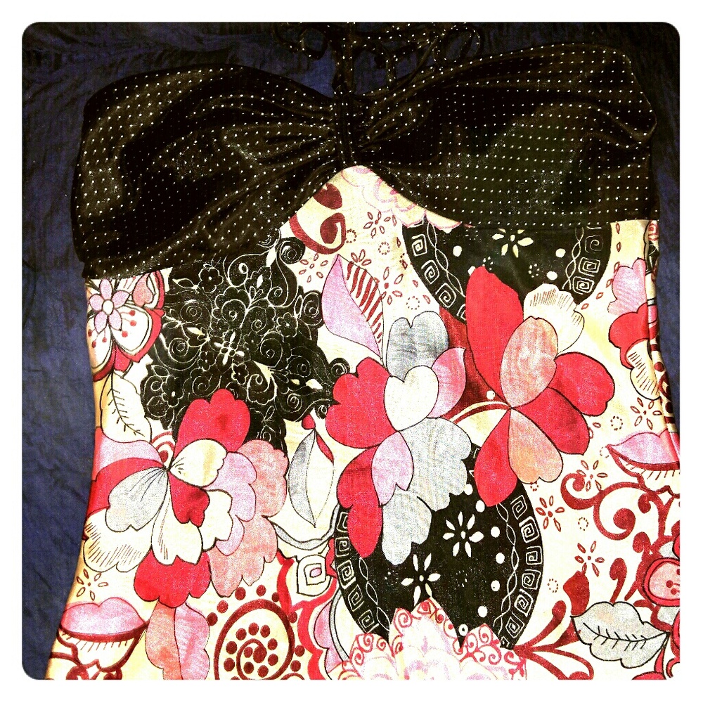 Very cute halter top